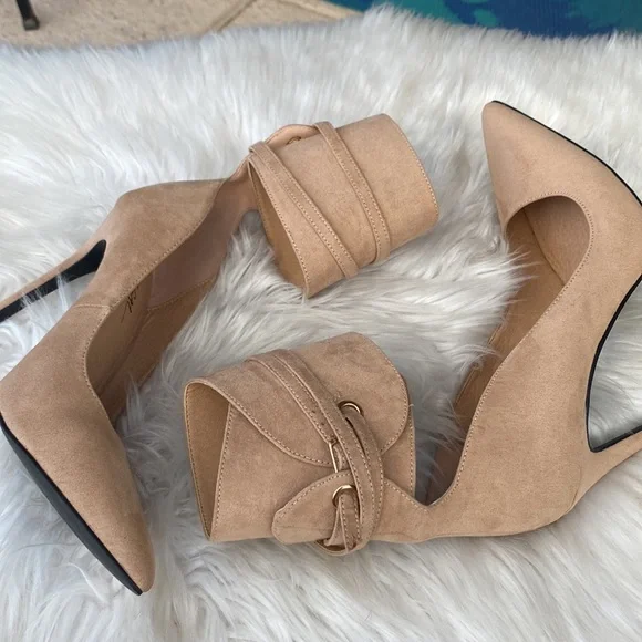🤎🤎NASTY GAL TAN POINTY TOE HEEL🤎🤎 - Picture 4 of 5